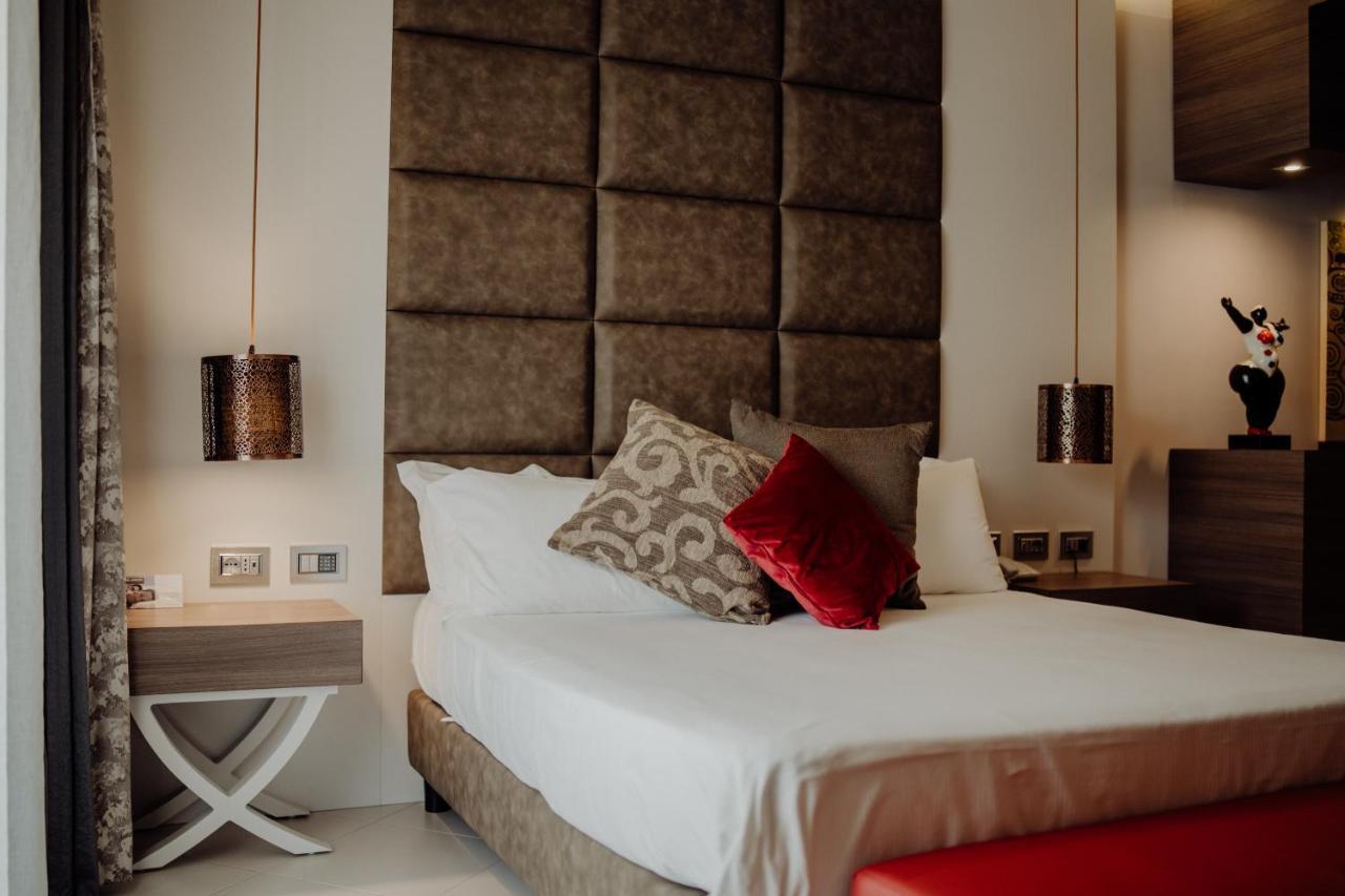 Hotel Niagara Καταντζάρο Εξωτερικό φωτογραφία