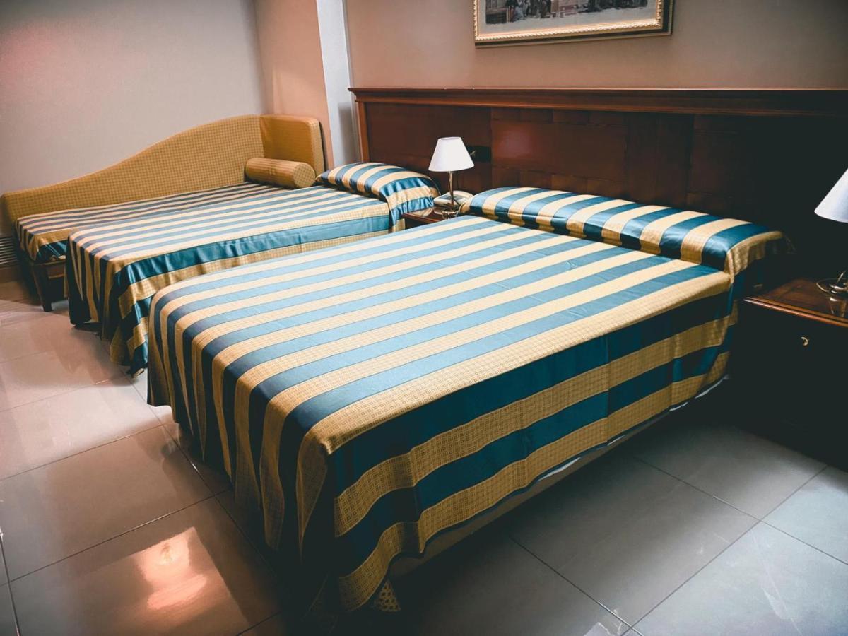 Hotel Niagara Καταντζάρο Εξωτερικό φωτογραφία